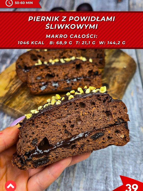 Fit piernik z powidłami śliwkowymi i lukrem, idealny na świąteczny deser.